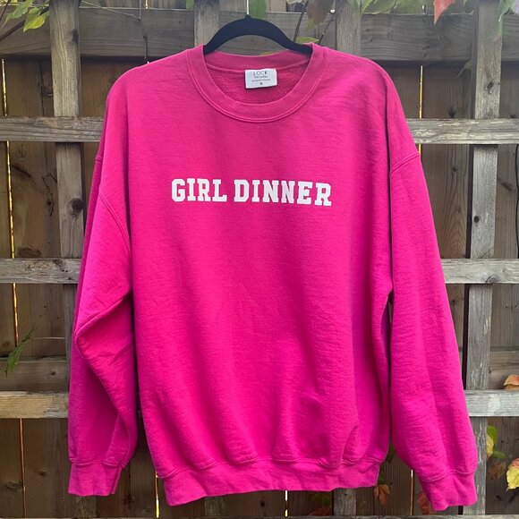 Girl Dinner Sweatshirt Crewneck Size XL Cozy Funny Trendy Gift - Picture 1 of 3